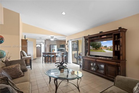 Casa en venta en Davie, Florida, 4 dormitorios, 197.32 m2 № 2153026 - foto 24