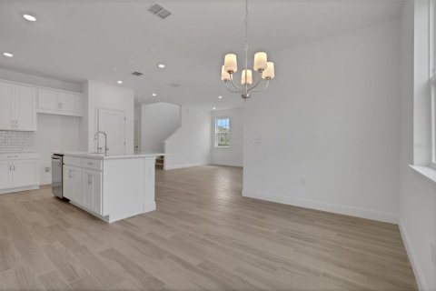 Купить виллу или дом в Апопка, Флорида 8 комнат, 195.28м2, № 2259035 - фото 16