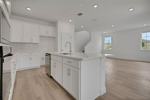 Купить виллу или дом в Апопка, Флорида 8 комнат, 195.28м2, № 2259035 - фото 15