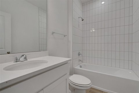 Купить виллу или дом в Апопка, Флорида 8 комнат, 195.28м2, № 2259035 - фото 7