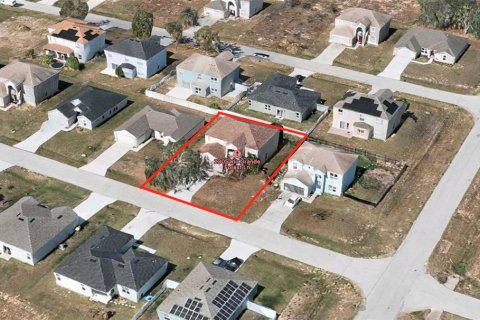 Casa en venta en Kissimmee, Florida, 4 dormitorios, 260.68 m2 № 1751327 - foto 1