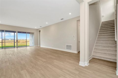 House in San Antonio, Florida 5 bedrooms, 323.02 sq.m. № 1832663 - photo 26