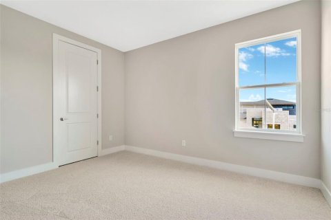 House in San Antonio, Florida 5 bedrooms, 323.02 sq.m. № 1832663 - photo 28