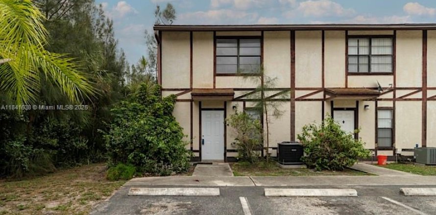 Condo à West Palm Beach, Floride, 2 chambres № 1888015