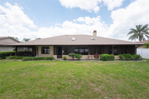 House in Palm Coast, Florida 3 bedrooms, 187.2 sq.m. № 1761925 - photo 14