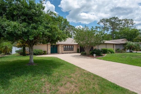 House in Palm Coast, Florida 3 bedrooms, 187.2 sq.m. № 1761925 - photo 8