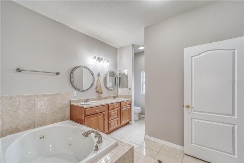 Villa ou maison à vendre à Apollo Beach, Floride: 4 chambres, 281.31 m2 № 2422795 - photo 29
