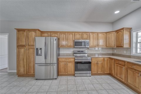 Villa ou maison à vendre à Apollo Beach, Floride: 4 chambres, 281.31 m2 № 2422795 - photo 3