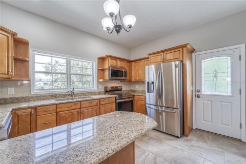 Villa ou maison à vendre à Apollo Beach, Floride: 4 chambres, 281.31 m2 № 2422795 - photo 10