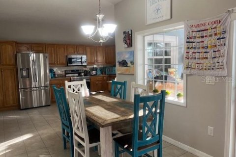 Villa ou maison à vendre à Apollo Beach, Floride: 4 chambres, 281.31 m2 № 2422795 - photo 4