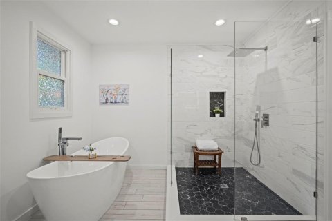 Villa ou maison à vendre à Sarasota, Floride: 2 chambres, 144.18 m2 № 2324610 - photo 17