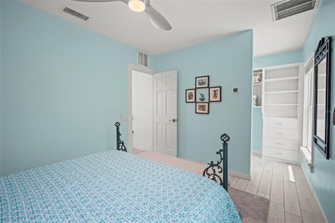 Villa ou maison à vendre à Sarasota, Floride: 2 chambres, 144.18 m2 № 2324610 - photo 23