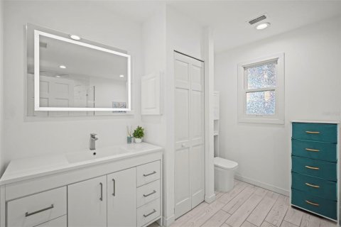 Villa ou maison à vendre à Sarasota, Floride: 2 chambres, 144.18 m2 № 2324610 - photo 20