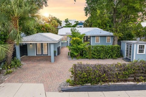 Villa ou maison à Sarasota, Floride 2 chambres, 144.18 m2 № 2324610