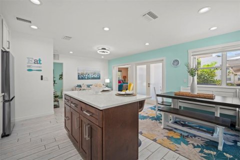 Villa ou maison à vendre à Sarasota, Floride: 2 chambres, 144.18 m2 № 2324610 - photo 10