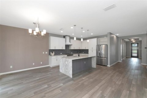 Villa ou maison à louer à Bradenton, Floride: 4 chambres, 204.11 m2 № 2399263 - photo 15