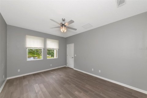 Villa ou maison à louer à Bradenton, Floride: 4 chambres, 204.11 m2 № 2399263 - photo 21