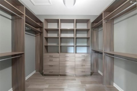 Villa ou maison à louer à Bradenton, Floride: 4 chambres, 204.11 m2 № 2399263 - photo 23