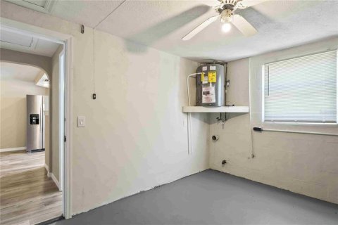 House in Port Richey, Florida 3 bedrooms, 135.08 sq.m. № 1901442 - photo 27
