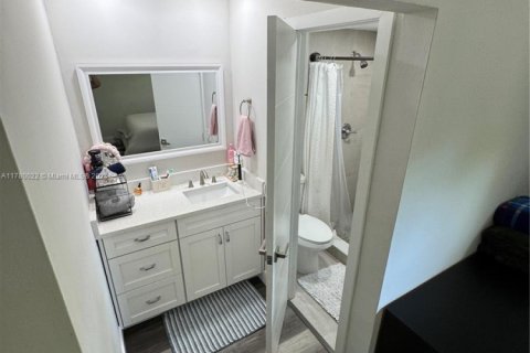 Condominio en venta en Coral Gables, Florida, 2 dormitorios, 89.37 m2 № 1705150 - foto 11