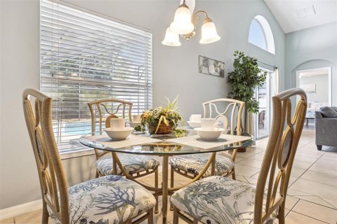 Casa en venta en Davenport, Florida, 4 dormitorios, 167.6 m2 № 2113066 - foto 8