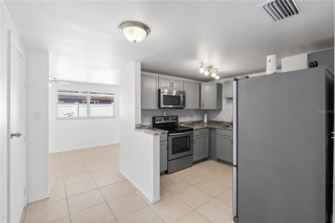 Купить виллу или дом в Тампа, Флорида 4 комнаты, 117.89м2, № 2393762 - фото 22
