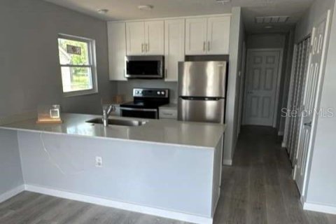 House in Ocala, Florida 3 bedrooms, 114.08 sq.m. № 2378073 - photo 8