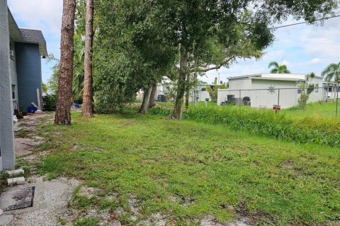 Condominio en alquiler en Bradenton, Florida, 1 dormitorio, 67.63 m2 № 1906115 - foto 21