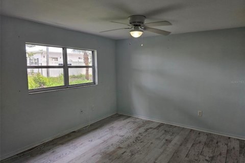 Condominio en alquiler en Bradenton, Florida, 1 dormitorio, 67.63 m2 № 1906115 - foto 14