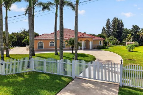 Villa ou maison à vendre à Southwest Ranches, Floride: 4 chambres, 431.53 m2 № 2343652 - photo 29