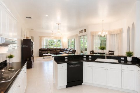Villa ou maison à vendre à Southwest Ranches, Floride: 4 chambres, 431.53 m2 № 2343652 - photo 17