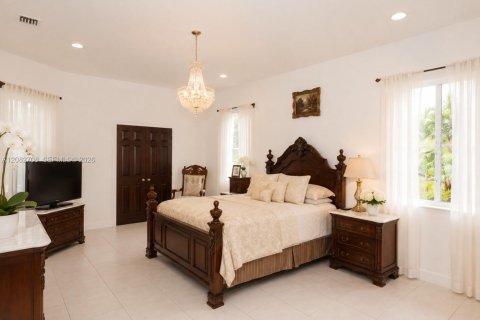 Villa ou maison à vendre à Southwest Ranches, Floride: 4 chambres, 431.53 m2 № 2343652 - photo 20