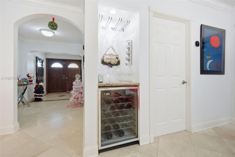 Купить виллу или дом в Халландейл-Бич, Флорида 4 спальни, 264.68м2, № 1987927 - фото 20