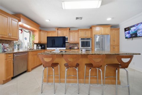 Купить виллу или дом в Халландейл-Бич, Флорида 4 спальни, 264.68м2, № 1987927 - фото 10