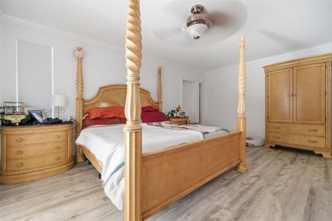 Купить виллу или дом в Халландейл-Бич, Флорида 4 спальни, 264.68м2, № 1987927 - фото 26