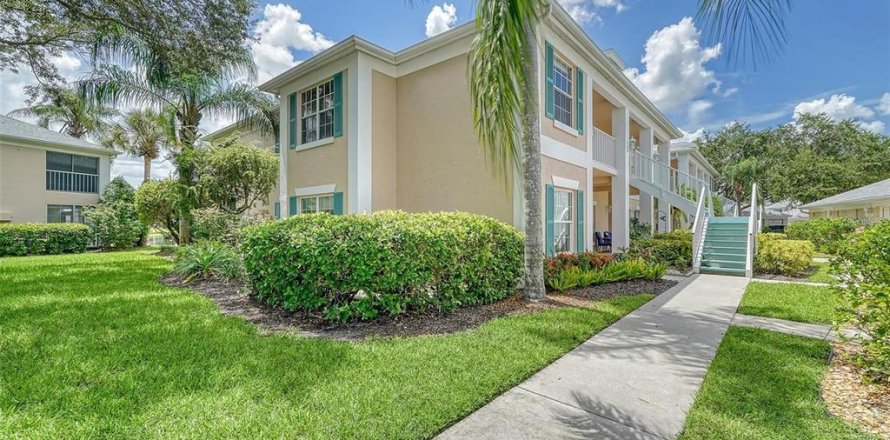 Condominio en Bradenton, Florida, 2 dormitorios № 1781328