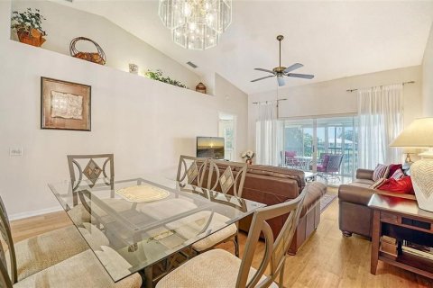 Condominio en venta en Bradenton, Florida, 2 dormitorios, 110.83 m2 № 1781328 - foto 5
