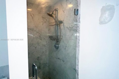 Condominio en venta en Miami, Florida, 2 dormitorios, 126.63 m2 № 2029341 - foto 16