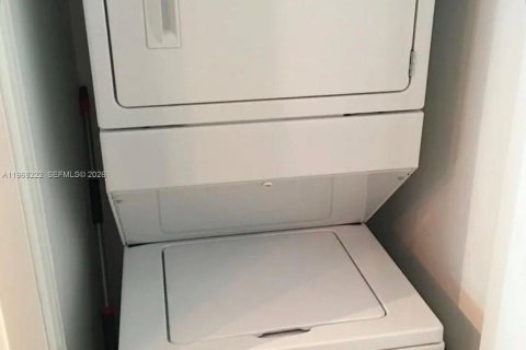 Condominio en venta en Miami, Florida, 2 dormitorios, 126.63 m2 № 2029341 - foto 27