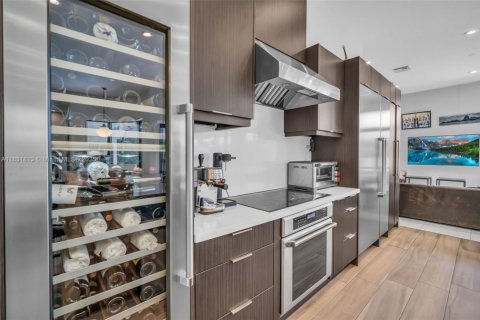 Купить виллу или дом в Уэстон, Флорида 5 спален, 333.7м2, № 1832237 - фото 15