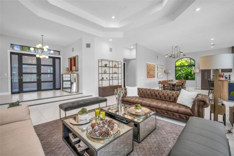 Купить виллу или дом в Уэстон, Флорида 5 спален, 333.7м2, № 1832237 - фото 9