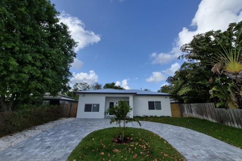 Casa en Oakland Park, Florida 3 dormitorios, 131.55 m2 № 2085253