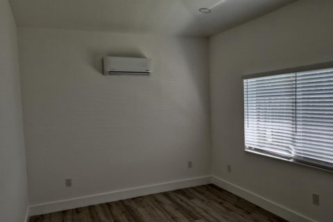 Casa en venta en Oakland Park, Florida, 3 dormitorios, 131.55 m2 № 2085253 - foto 8
