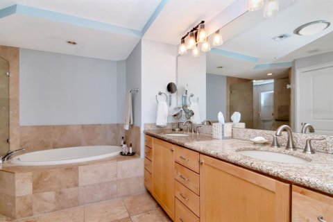 Copropriété à vendre à Clearwater, Floride: 3 chambres, 202.06 m2 № 1598028 - photo 22