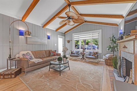 House in Fort Lauderdale, Florida 2 bedrooms, 89.19 sq.m. № 1792414 - photo 21