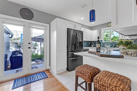 House in Fort Lauderdale, Florida 2 bedrooms, 89.19 sq.m. № 1792414 - photo 6