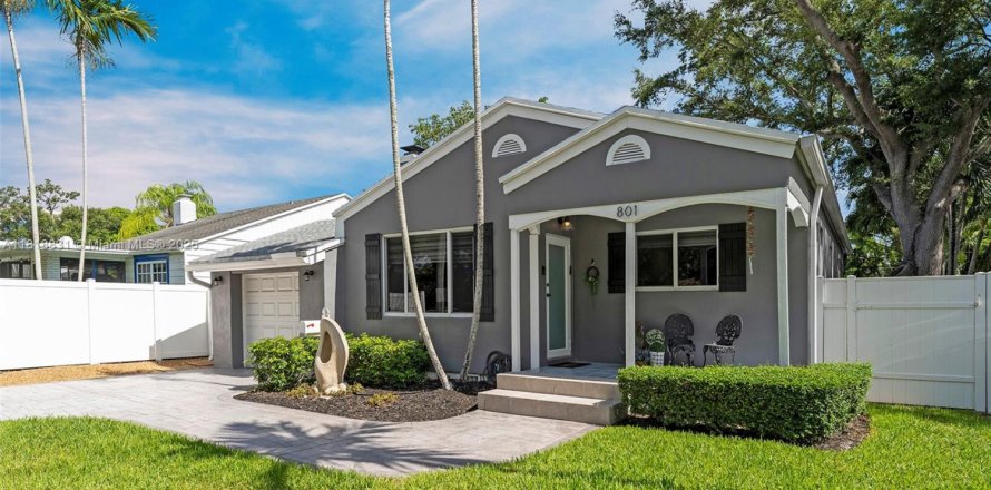 House in Fort Lauderdale, Florida 2 bedrooms, 89.19 sq.m. № 1792414
