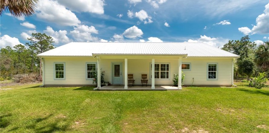 Casa en Fort MC Coy, Florida 4 dormitorios, 227.61 m2 № 1905980