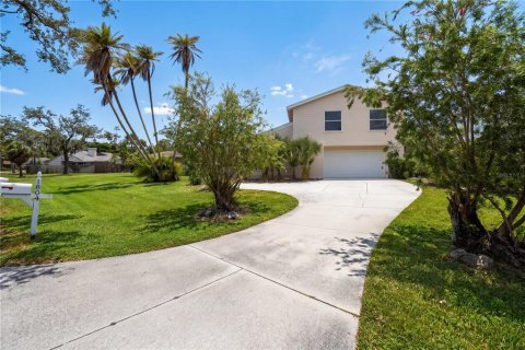 Casa en venta en Sarasota, Florida, 5 dormitorios, 309.83 m2 № 2400369 - foto 8