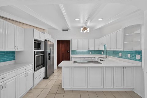 Casa en venta en Sarasota, Florida, 5 dormitorios, 309.83 m2 № 2400369 - foto 14